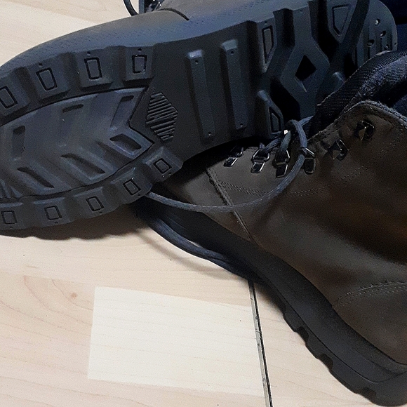 Palladium Boots - Picture 3 of 5